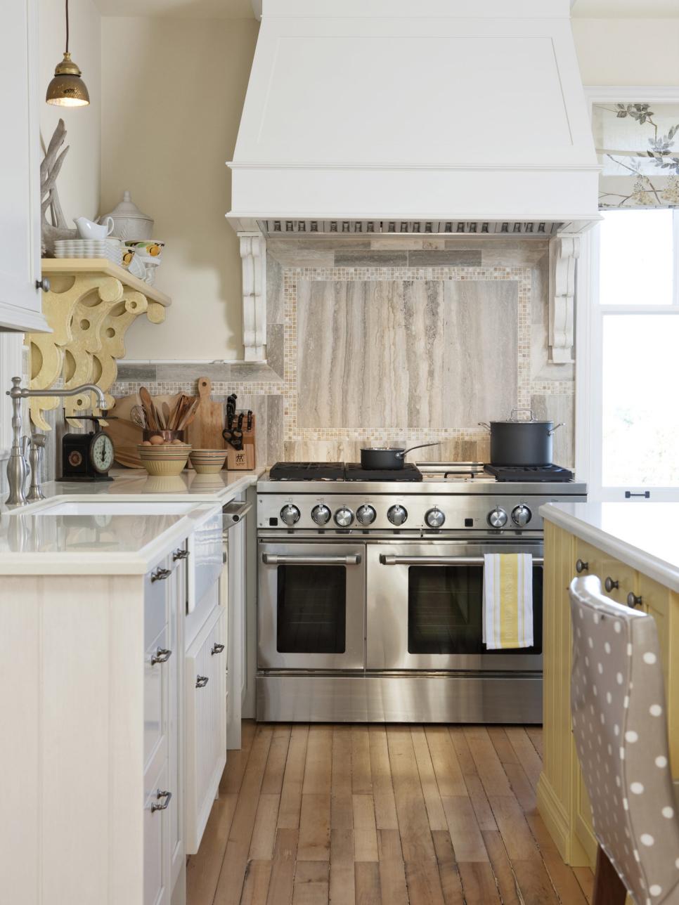 Dreamy Kitchen Backsplashes | HGTV