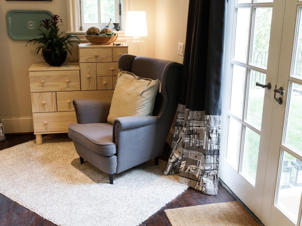 Contemporary Family Retreat Reading Nook With French Doors