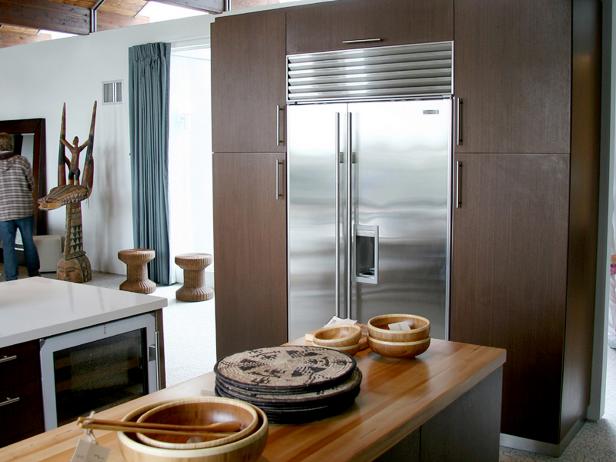 Modern Kitchen With Butcher Block Island and Built-In Refrigerator Modern Kitchen With Butcher Block Island and Built-In Refrigerator