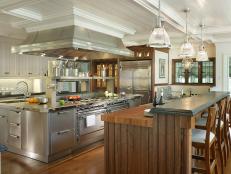 Transitional Kitchen With Stainless Steel Appliances