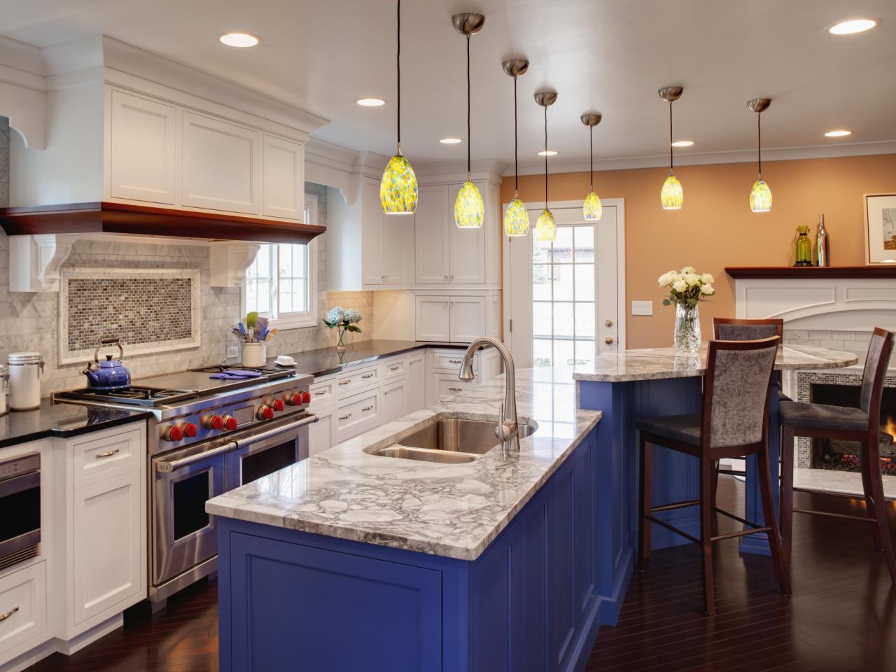 DIY Painting Kitchen Cabinets Ideas + Pictures From HGTV HGTV DIY Painting Kitchen Cabinet Ideas - DIY Painting Kitchen Cabinets Ideas + Pictures From HGTV HGTV
