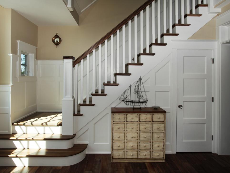 Neutral Cottage Entryway Staircase