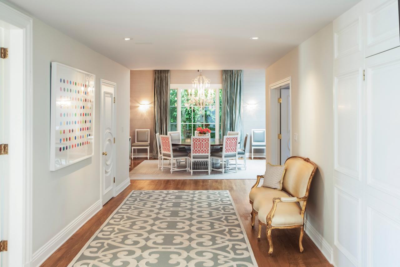 Apartment entrance corridor: chelsea interior designer. small ...