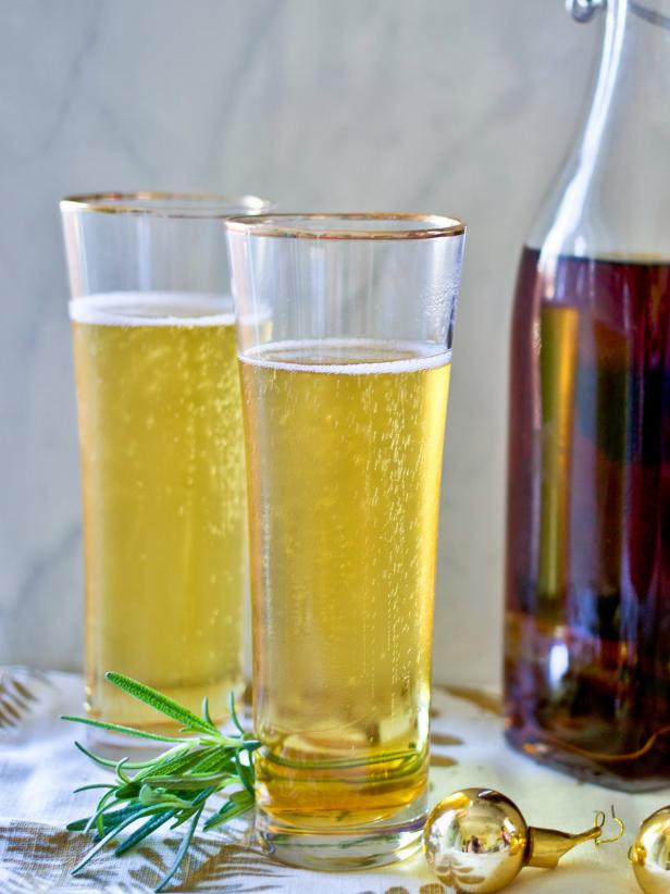 Tea-Infused Champagne Cocktail Tea-Infused Champagne Cocktail