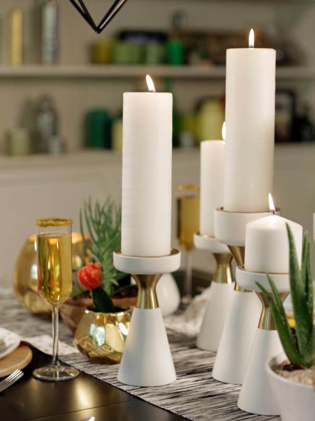 Palm Springs-Inspired Holiday Table Setting Palm Springs-Inspired Holiday Table Setting