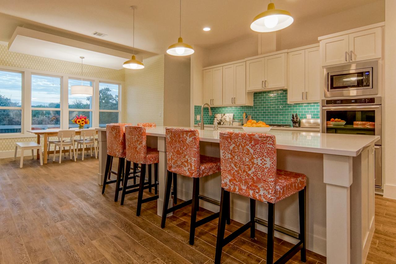 Kitchen Island Bar Stools: Pictures, Ideas & Tips From ...