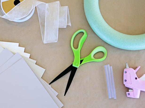 Contemporary Paper Leaf Wreath Project Contemporary Paper Leaf Wreath Project