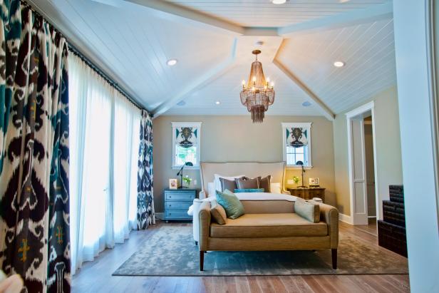 Open And Airy Traditional Bedroom With Tiered Chandelier Open And Airy Traditional Bedroom With Tiered Chandelier