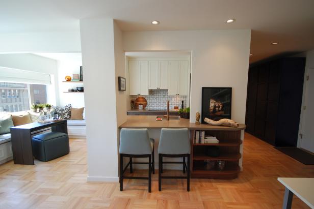 A Kitchen Warmed by Natural Wood A Kitchen Warmed by Natural Wood