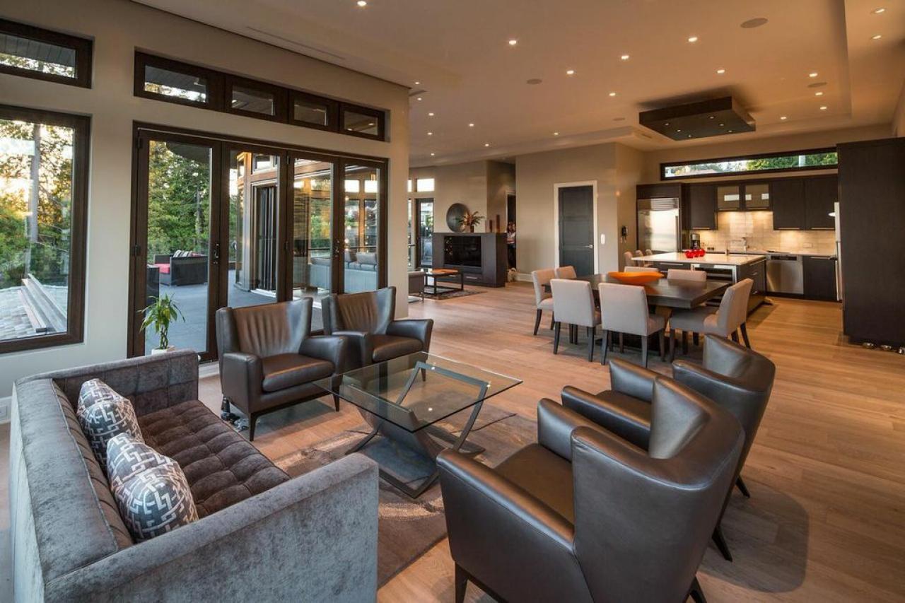 Contemporary Living Room Photos | HGTV