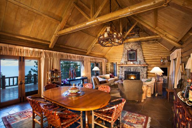 Craftsman Living Room: Howard Hughes’ Summertide Nevada Estate Craftsman Living Room: Howard Hughes’ Summertide Nevada Estate