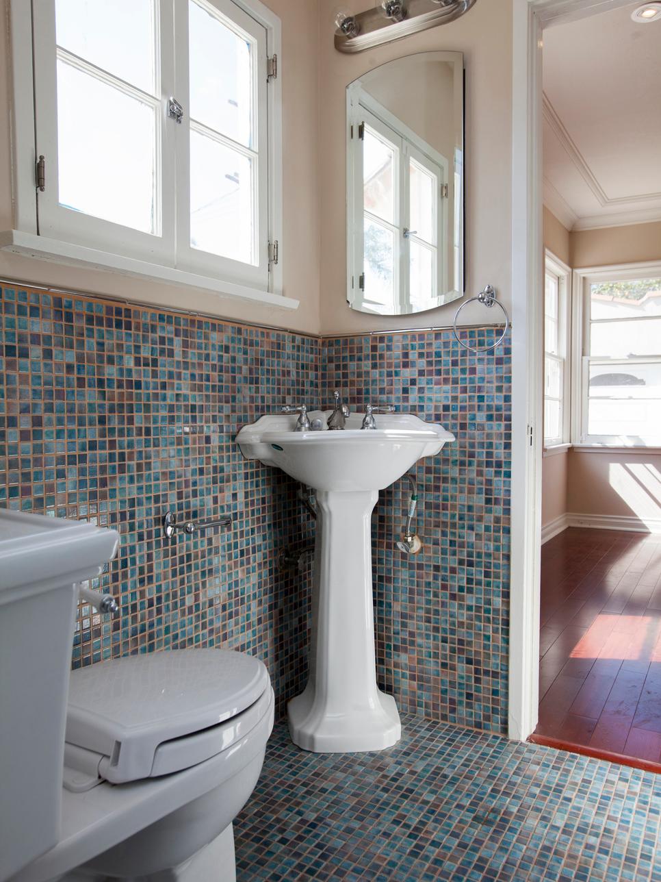 20 Small Bathroom Before and Afters HGTV