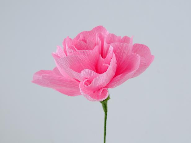 Once the last petals are added and taped to wire you end up with a beautiful, crepe paper peony.