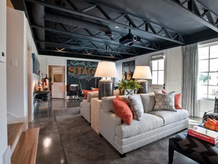 Rockin' Rec Room: Lounge