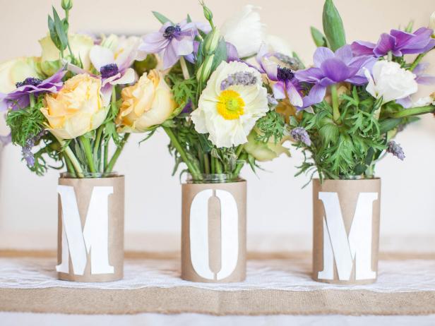 DIY "Mom" Centerpiece for Mother's Day