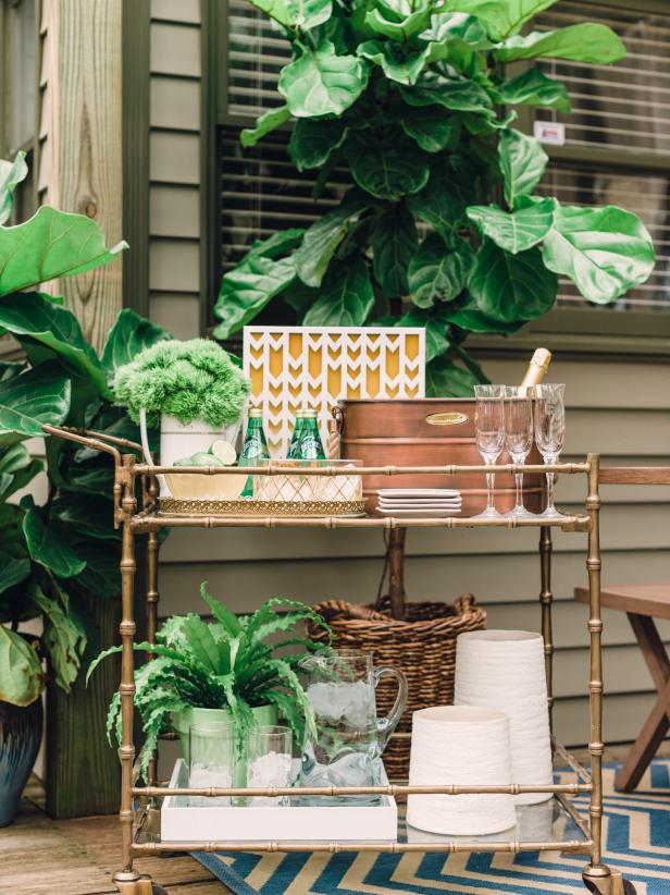 Stocking a Bar Cart for a Springtime Brunch Stocking a Bar Cart for a Springtime Brunch