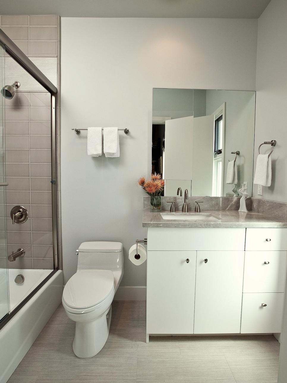 Modern Bathroom with Gray Tile and White Fixtures