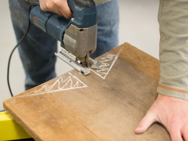 Using a Jigsaw to Cut Bread Board