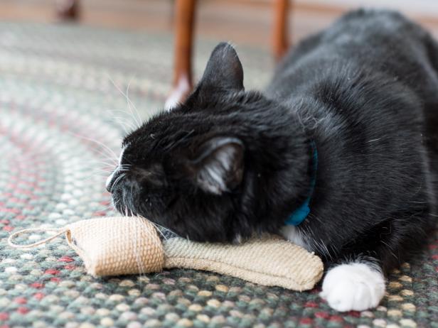 Add any other desired embellishments to your handmade stocking, making sure all are securely attached to stocking and safe for cats to play with.