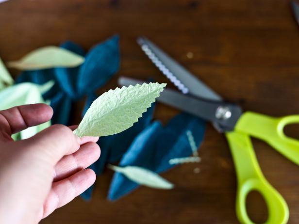 Create Paper Leaves Create Paper Leaves