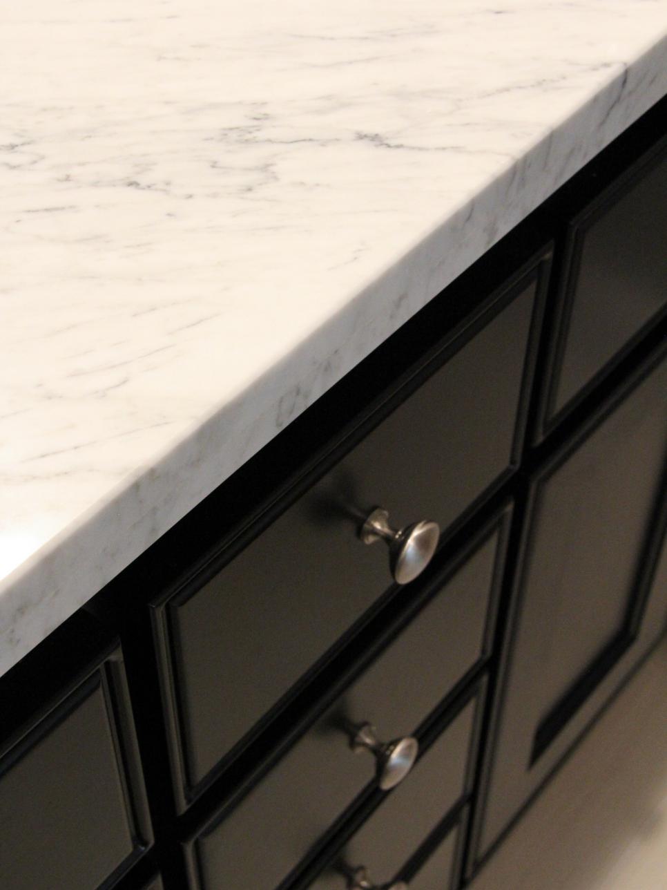 Black Counter With White Marble