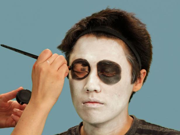 Eyes for Skeleton Makeup