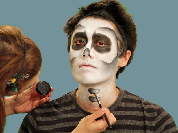 Neck Skeleton Makeup