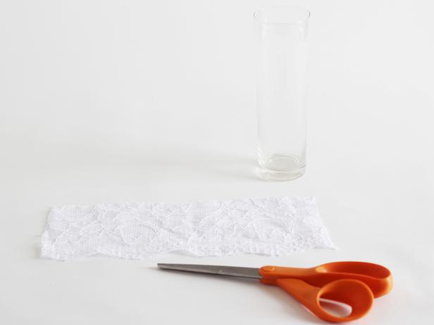Original_Michelle-Edgemont-Lace-Vase-Step-1