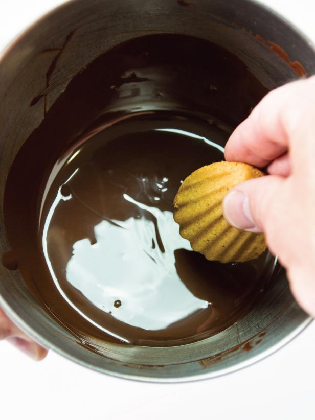 Pumpkin Madelines Step 11 - Dip and Cool