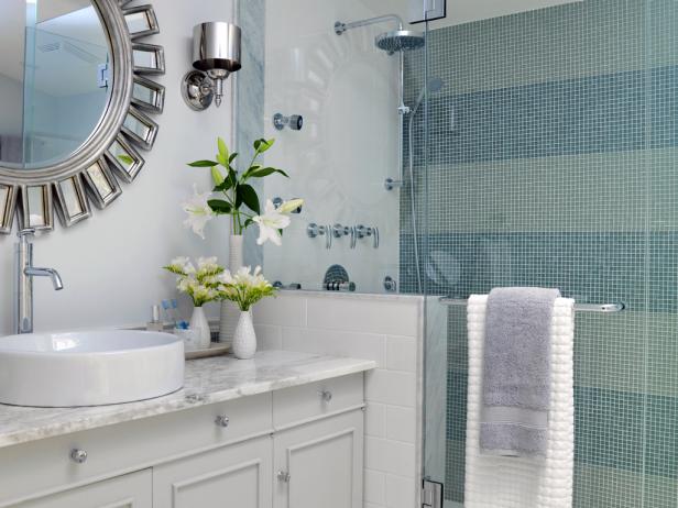 Bathroom Ideas & Design with Vanities, Tile, Cabinets, Sinks