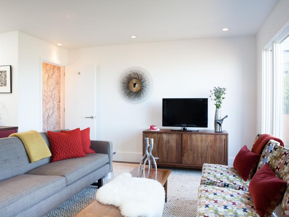 Midcentury-Style Living Room 