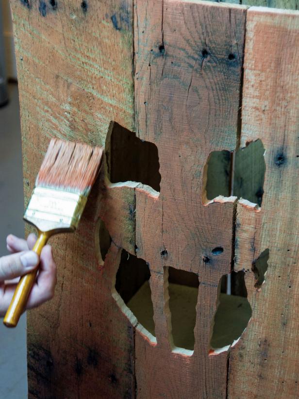Pallet Jack-o'-Lantern Head: Step 13 Pallet Jack-o'-Lantern Head: Step 13