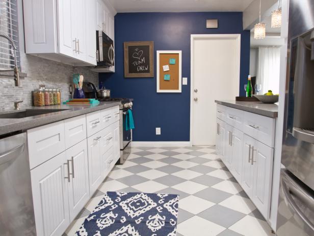 navy blue accent wall kitchen