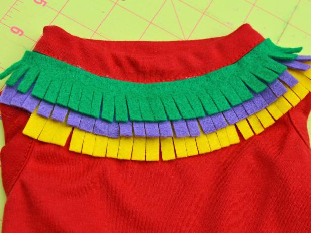 CI_Kelly-Owen-Halloween-dog-costume-felt-pinata-step4 CI_Kelly-Owen-Halloween-dog-costume-felt-pinata-step4