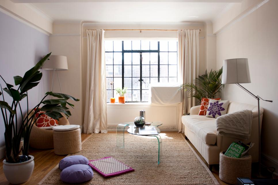 10 Apartment Decorating Ideas | HGTV 10 Apartment Decorating Ideas | HGTV