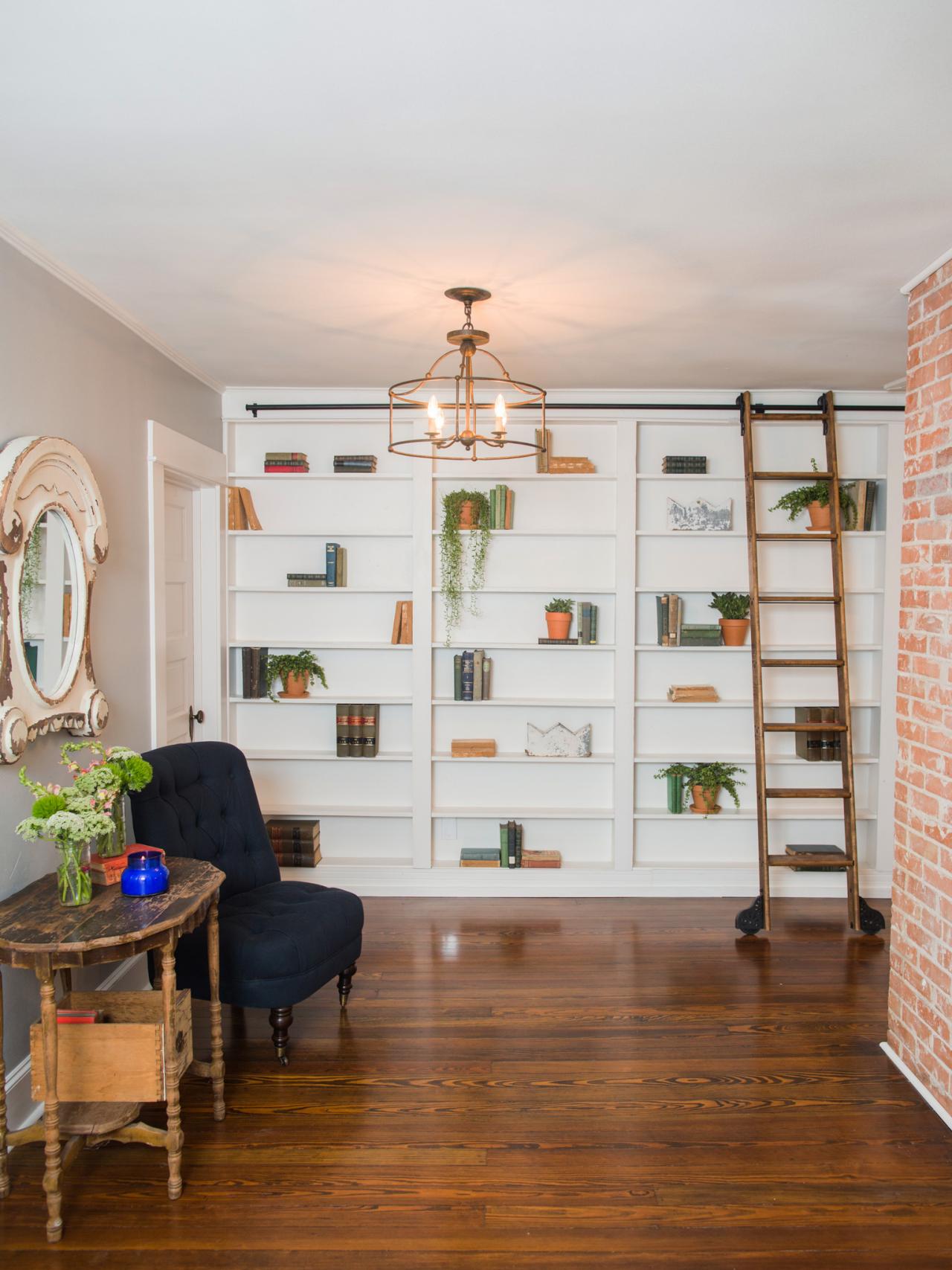 Photos HGTV's Fixer Upper With Chip and Joanna Gaines HGTV