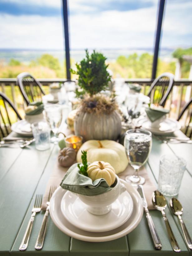 Pumpkin-Centric Thanksgiving Tablescape Pumpkin-Centric Thanksgiving Tablescape