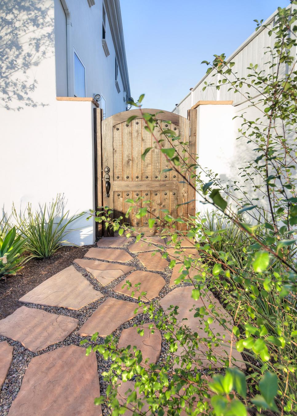 Mediterranean Outdoor Gate Outdoor Flagstone Pathway