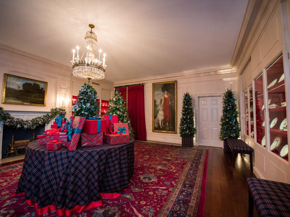 White House Christmas Tour 2015 White House Christmas 2015 HGTV