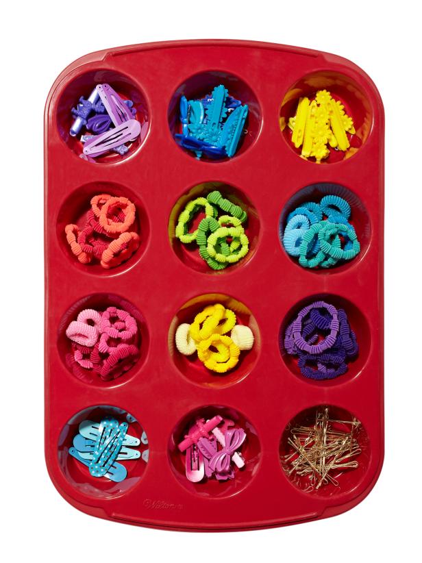 Hair Clips in Red Muffin Pan Hair Clips in Red Muffin Pan