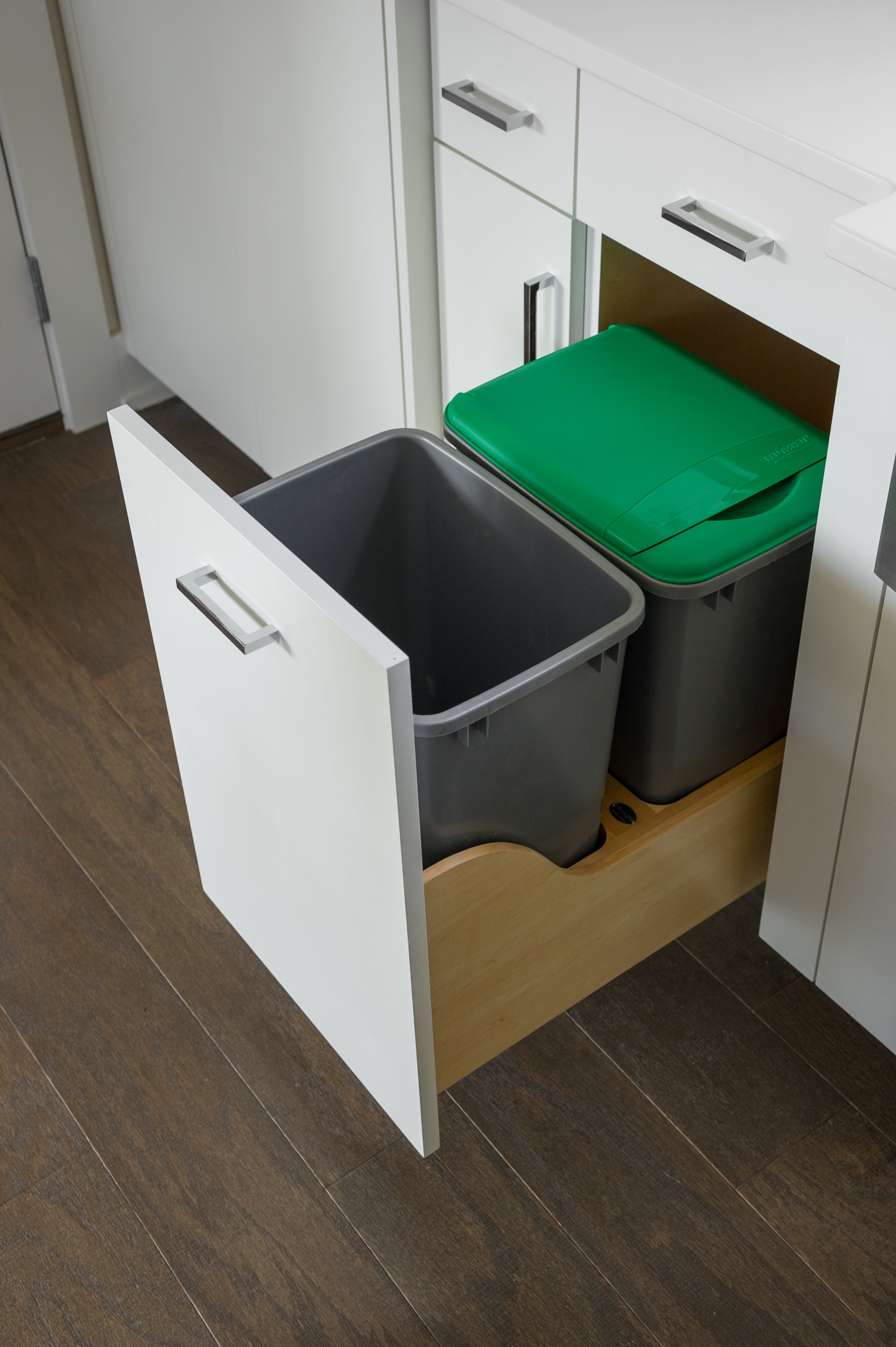 download recycling bins for kitchen