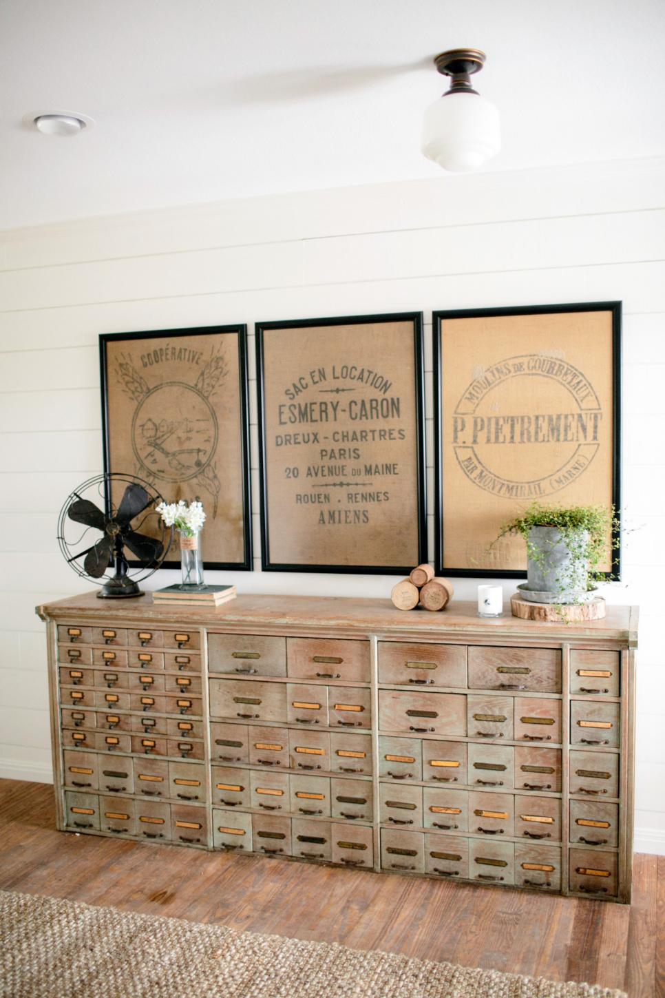 Wall Art Ideas From Chip and Joanna Gaines HGTV's Fixer Upper With