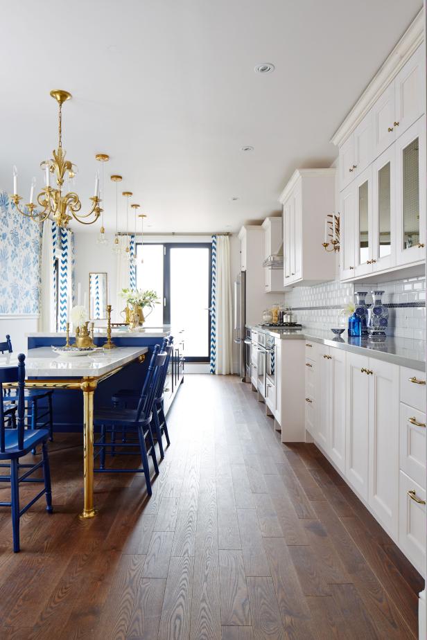 Traditional Eat-In Kitchen With Blue Accents From Sarah Sees Potential Traditional Eat-In Kitchen With Blue Accents From Sarah Sees Potential