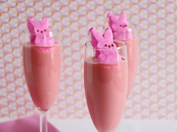 Easter Bunny Peeps Cocktail Easter Bunny Peeps Cocktail