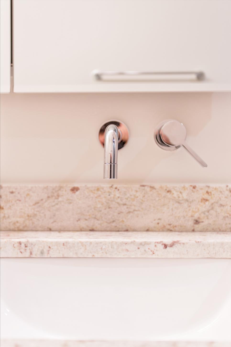 Contemporary Chrome Bathroom Faucet Chrome Sink Faucet
