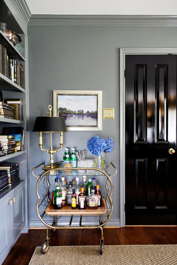 Gray Home Office With Gold Bar Cart, Black Glossy Door