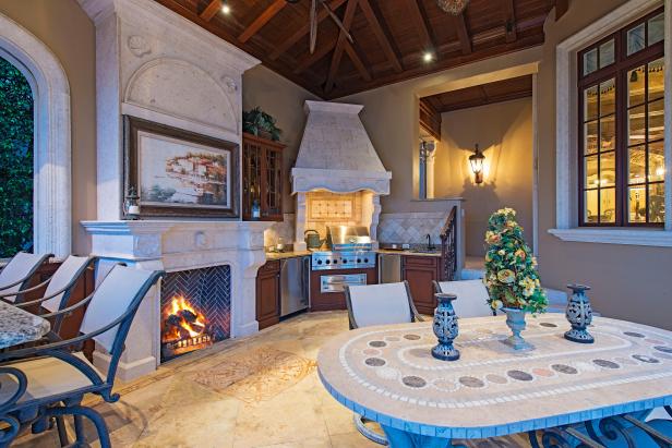 Outdoor Kitchen: Bayfront Mediterranean Villa in Naples, Fla. Outdoor Kitchen: Bayfront Mediterranean Villa in Naples, Fla.