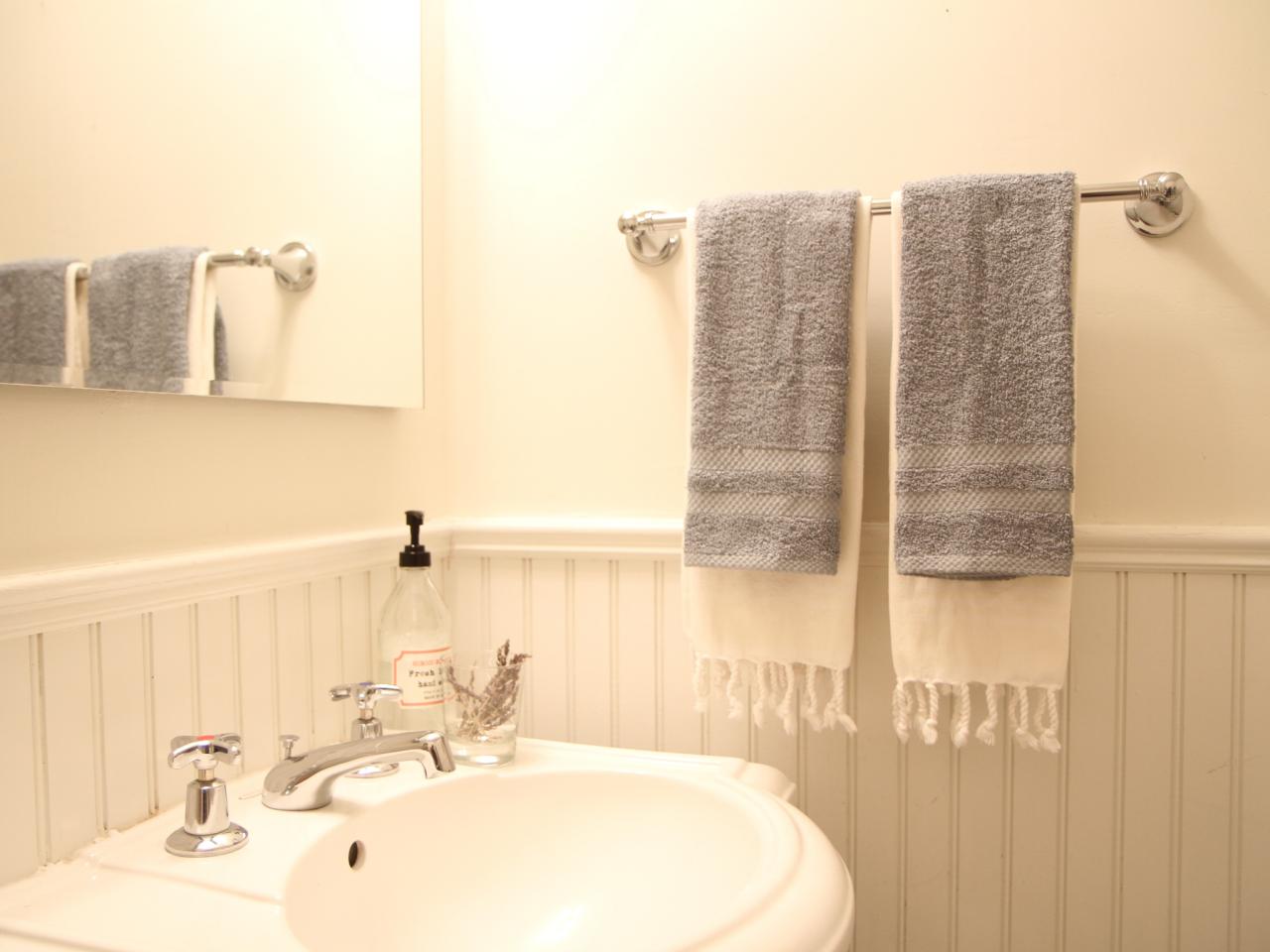 How to Install a Bathroom Towel Bar howtos DIY