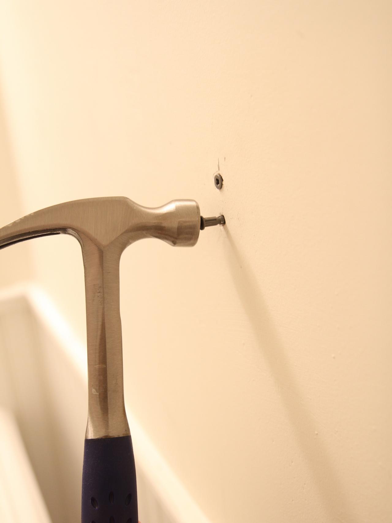 How to Install a Bathroom Towel Bar howtos DIY