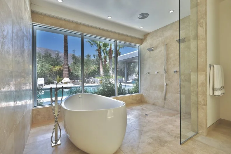 Contemporary Bathroom 